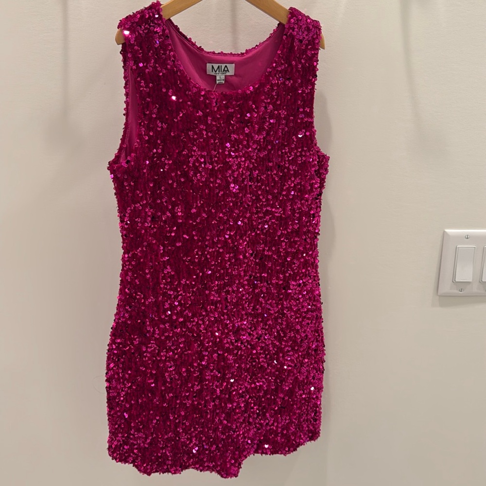 Mia New York Berry Sequin Dress Size 14 Youth